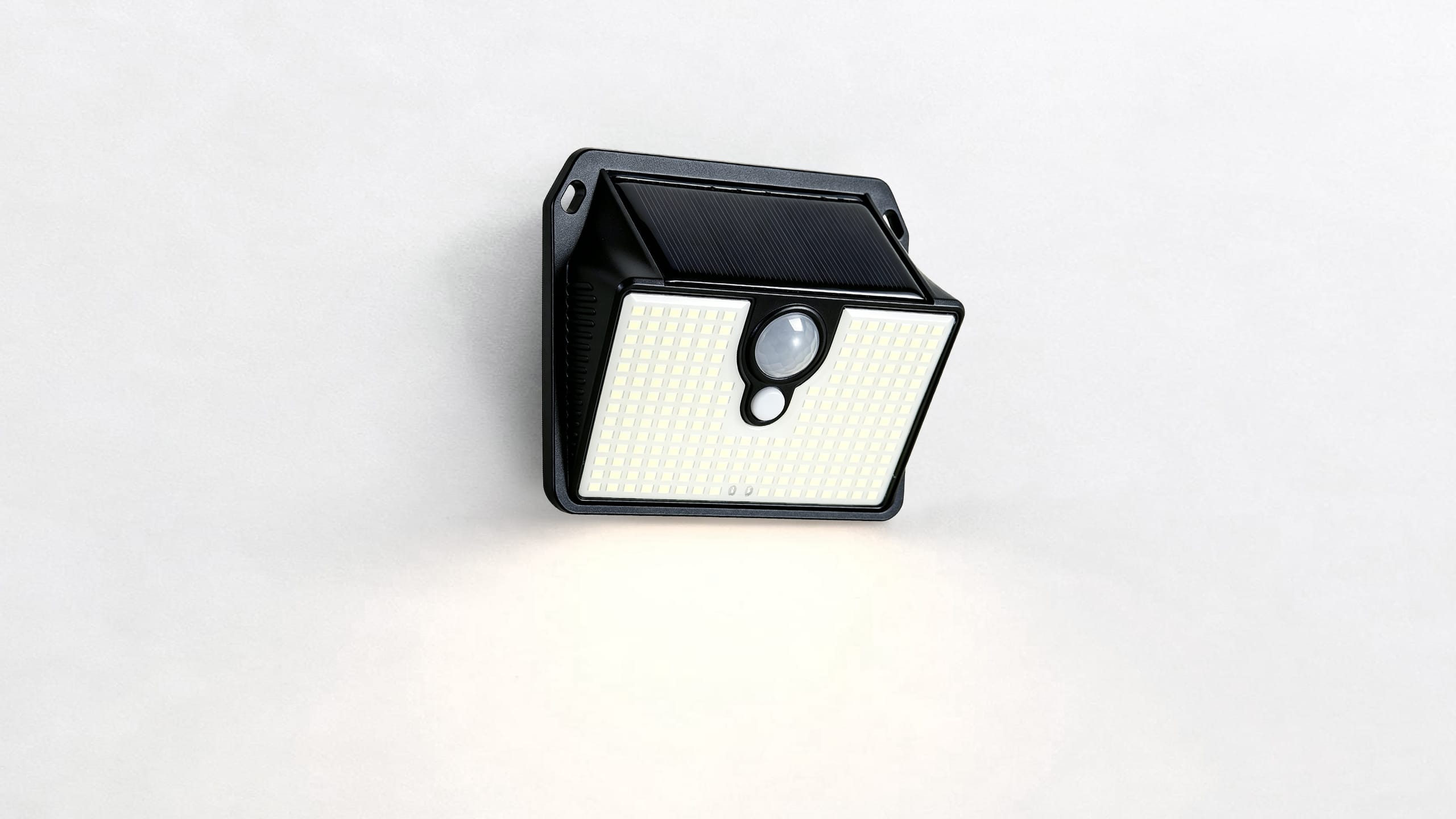SL015 Solar Wall Light